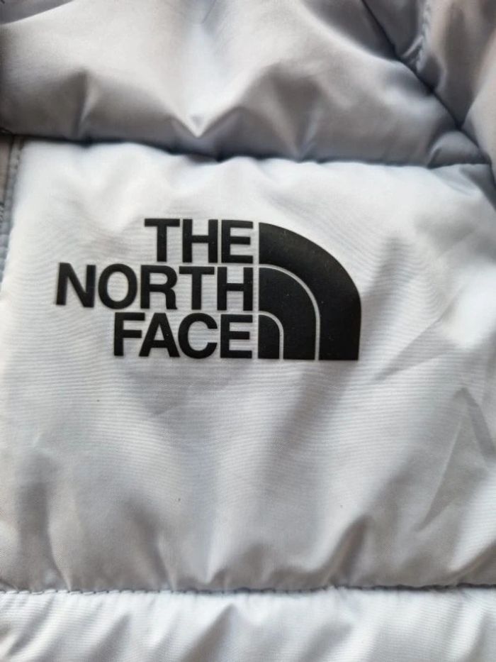 Veste réversible the north face 12 ans - photo numéro 7