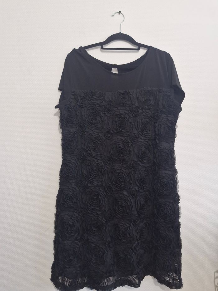 Robe femme - photo numéro 2