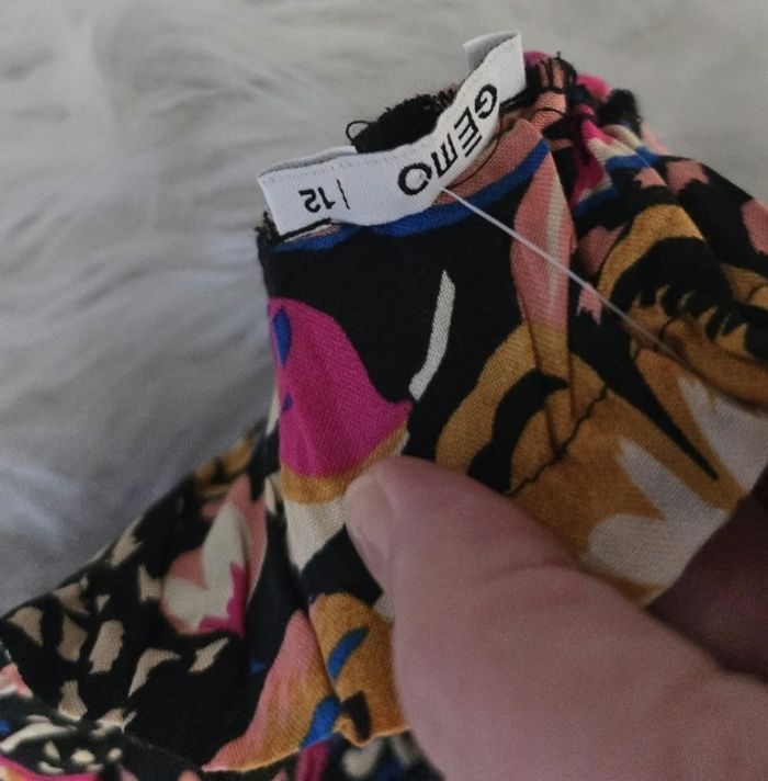 Neuf non porté  🏷😍🥰🩷superbe  short fluide 12 ans fille 🥰😍🩷 - photo numéro 4