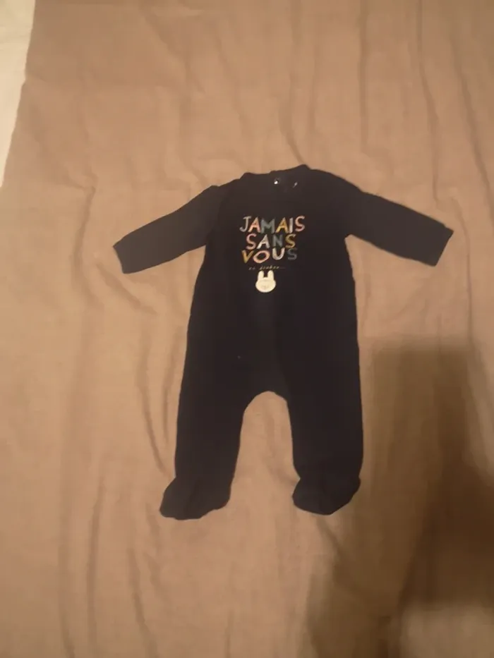 Pyjama bleu marine bébé