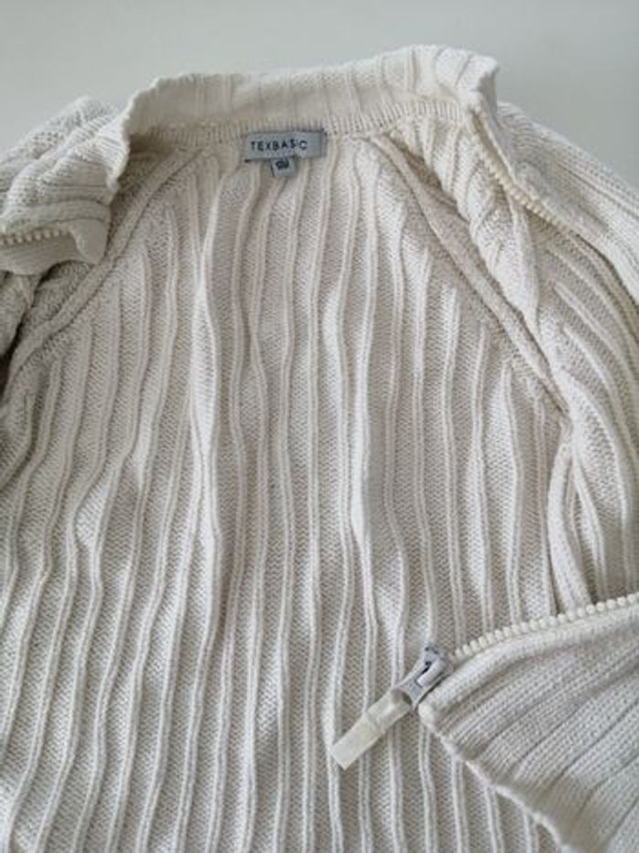 Pull zippé - photo numéro 3