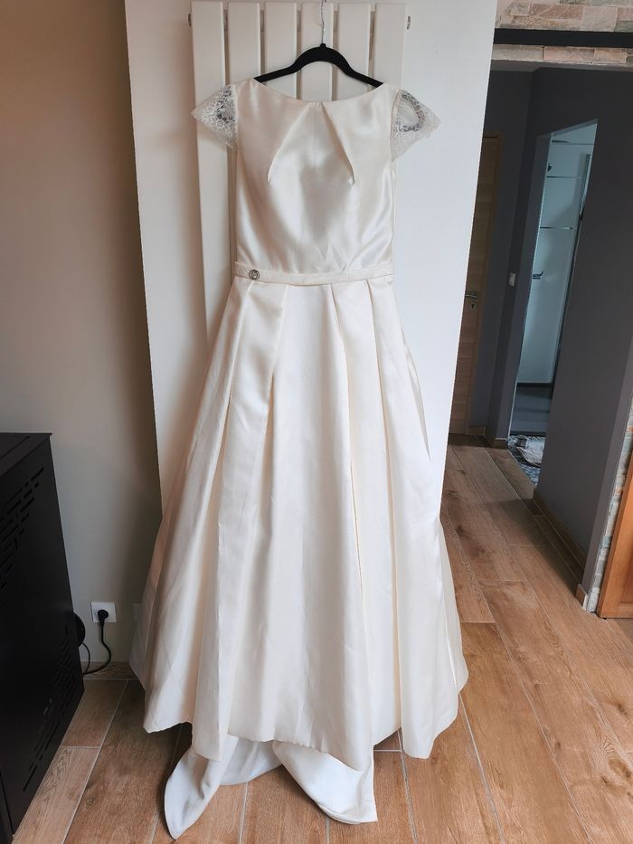 Robe de mariée Pronuptia neuve - photo numéro 2