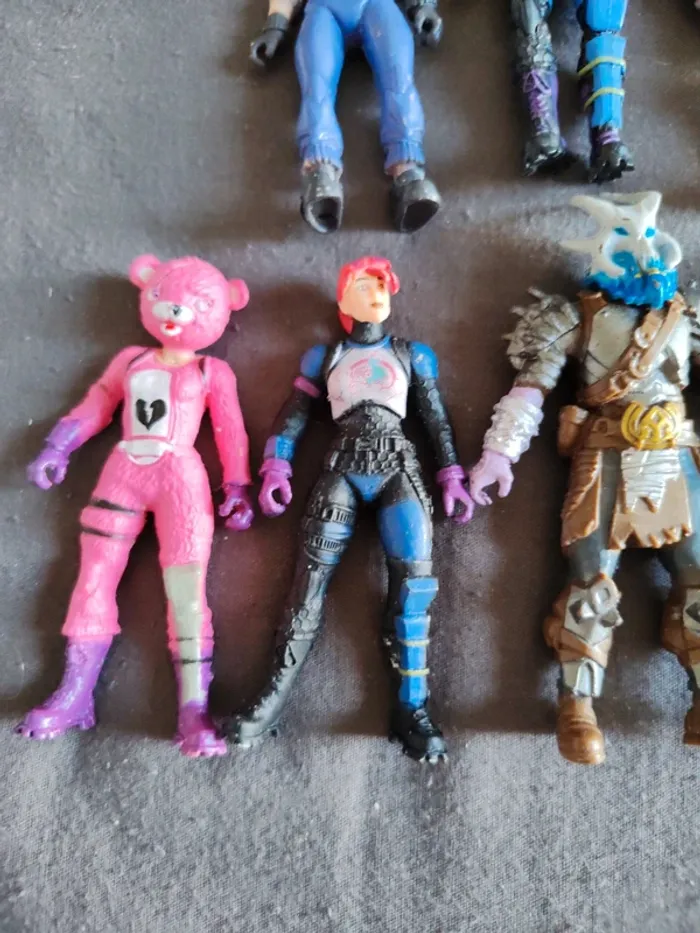Figurine fortnite - photo numéro 3