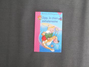 Livre: Zipp, le chien extraterrestre (Lecture club Benjamin)