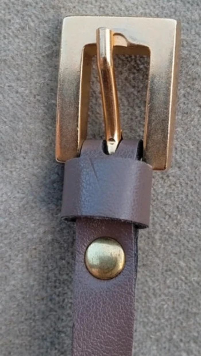 Jolie ceinture fine cuir