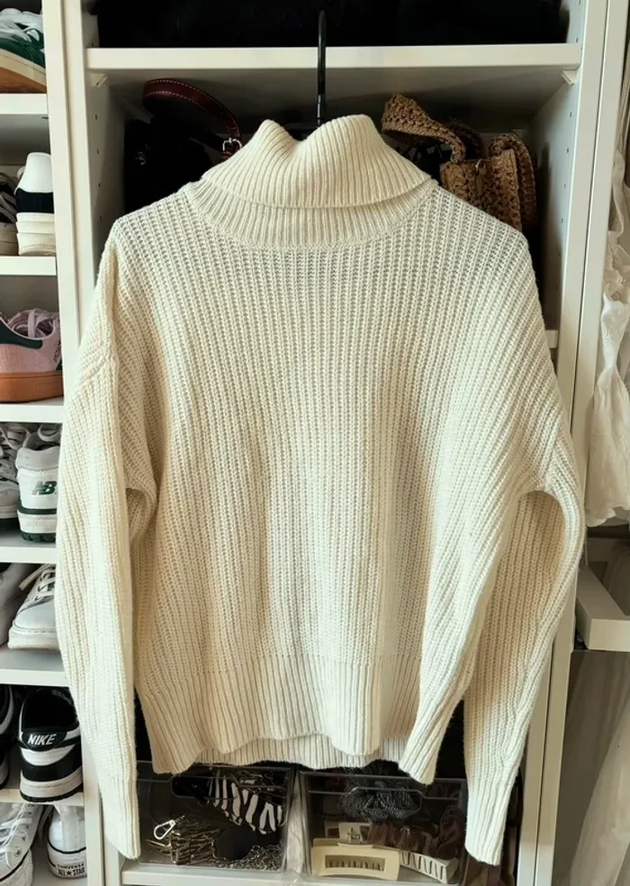 Gros pull en maille avec col roulé