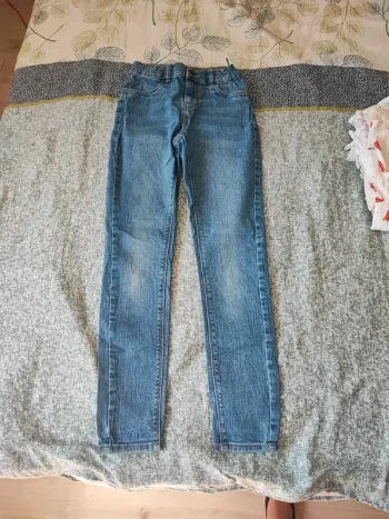 Jeans slim taille 10 ans