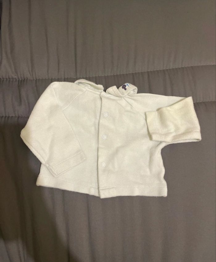 Haut lot 3 mois - photo numéro 6