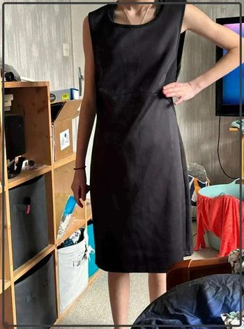 Magnifique  robe dos ouvert  taille  unique