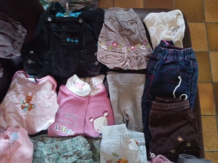 Lot 31 Vêtements fille - 6 mois - photo numéro 5