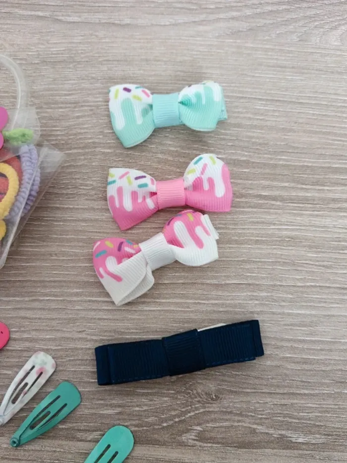 Lot de barrettes et élastiques - photo numéro 2