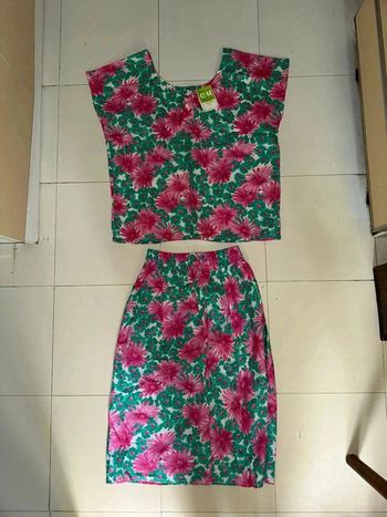Ensemble femme été fleuris T38/40 et T42/44 neuf
