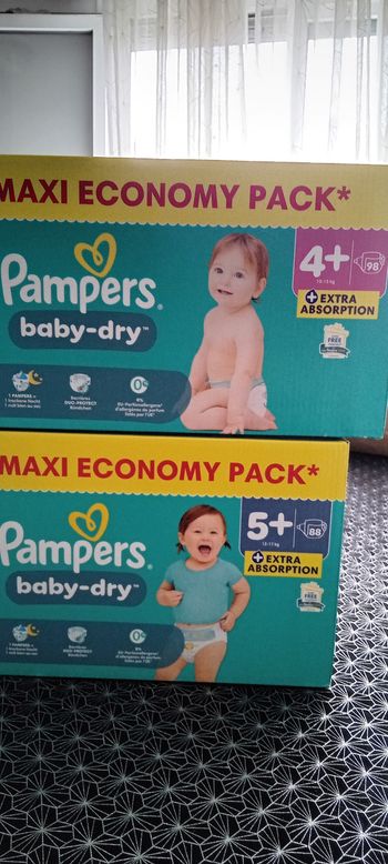 2 paquet de Couche Pampers