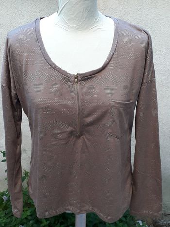 Tunique - Tee-shirt à petits clous dorés, manches longues