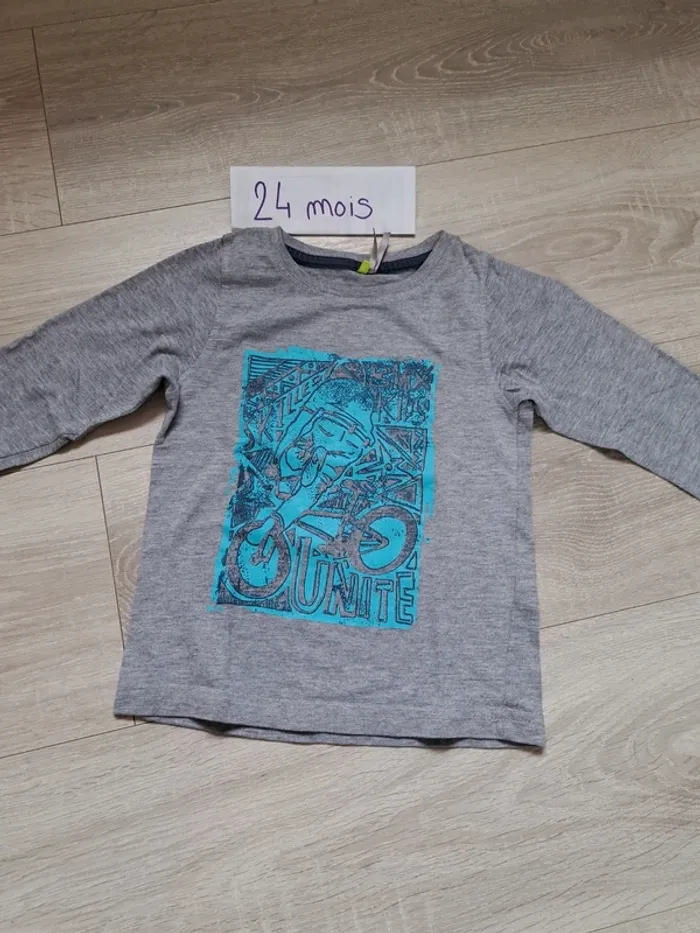 T-shirt manches longues 24 mois