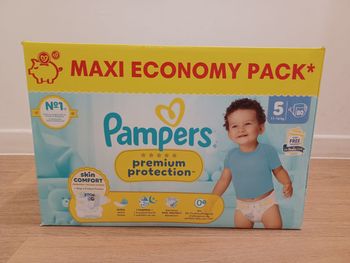 Carton de 80 couches Pampers premium Taille 5 Maxi Eco pack