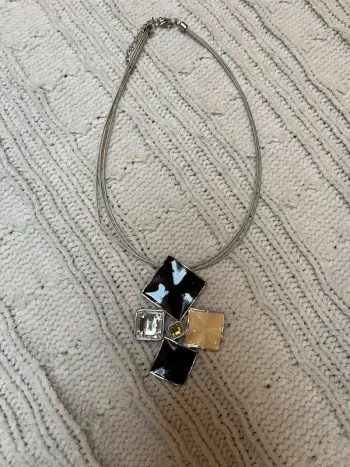 Collier