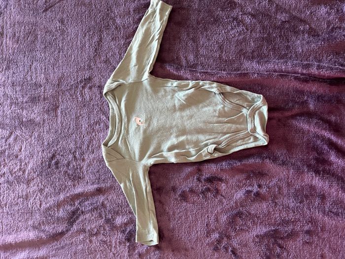 Lot de 5 bodies bébé garçon taille 9 mois KIABI - photo numéro 3