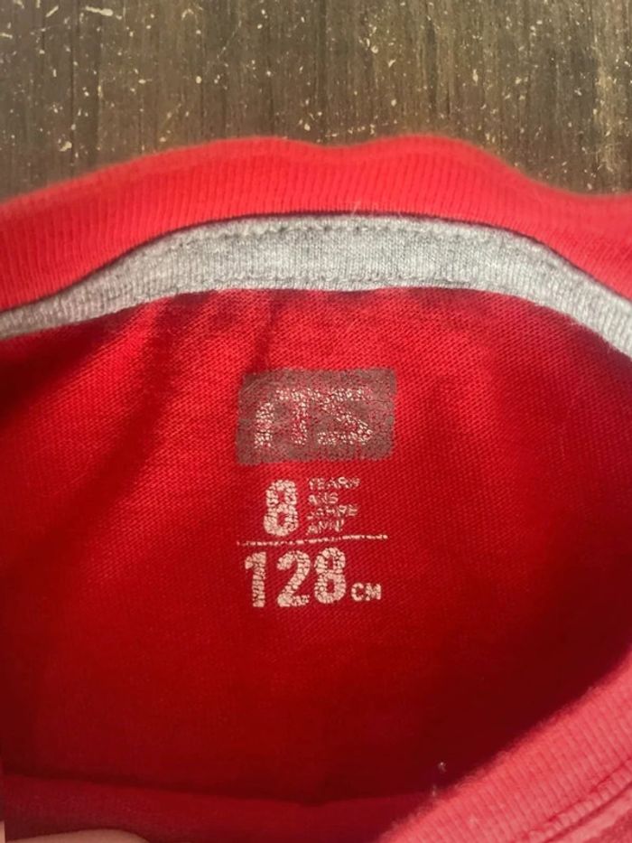 Maillot rouge 8 ans - photo numéro 2