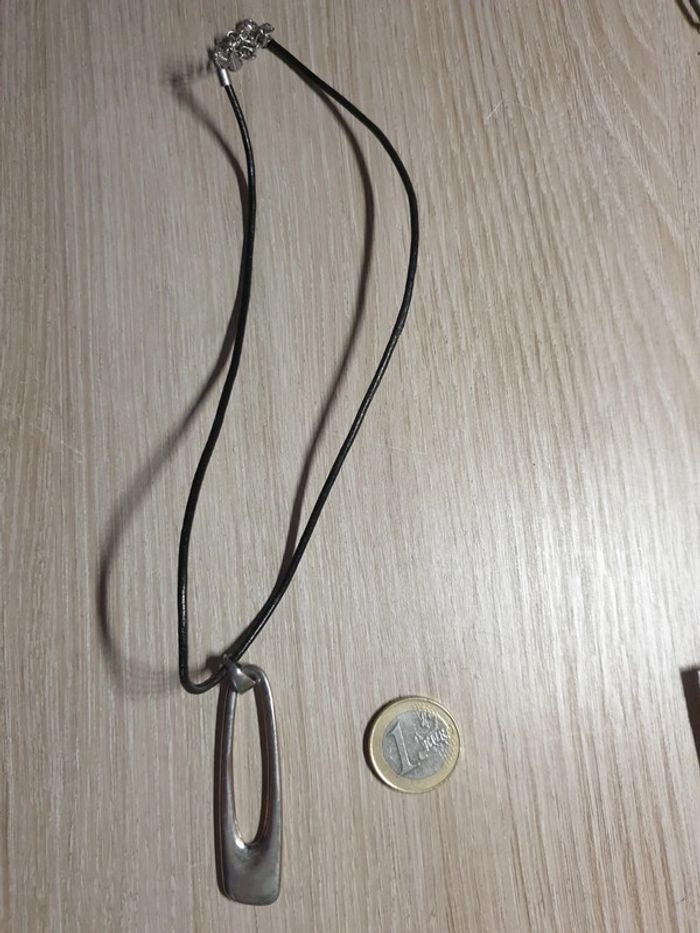 Superbe collier graphique vintage