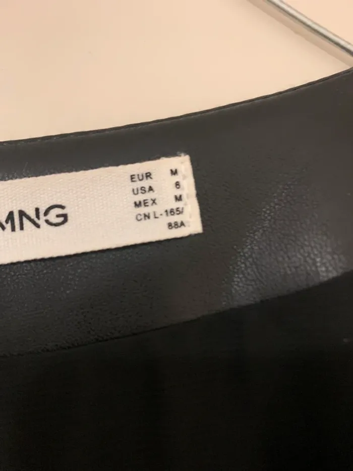 Robe portefeuille cuir. - photo numéro 2