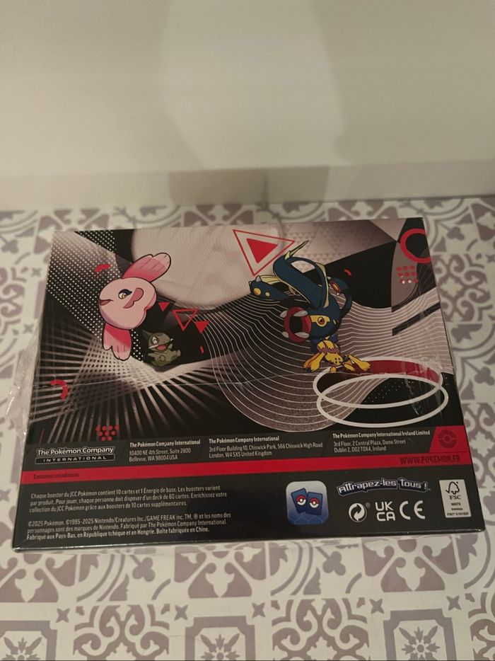 Display Mini Tin Pokémon scellés 10.5 Noir et Blanc - photo numéro 3