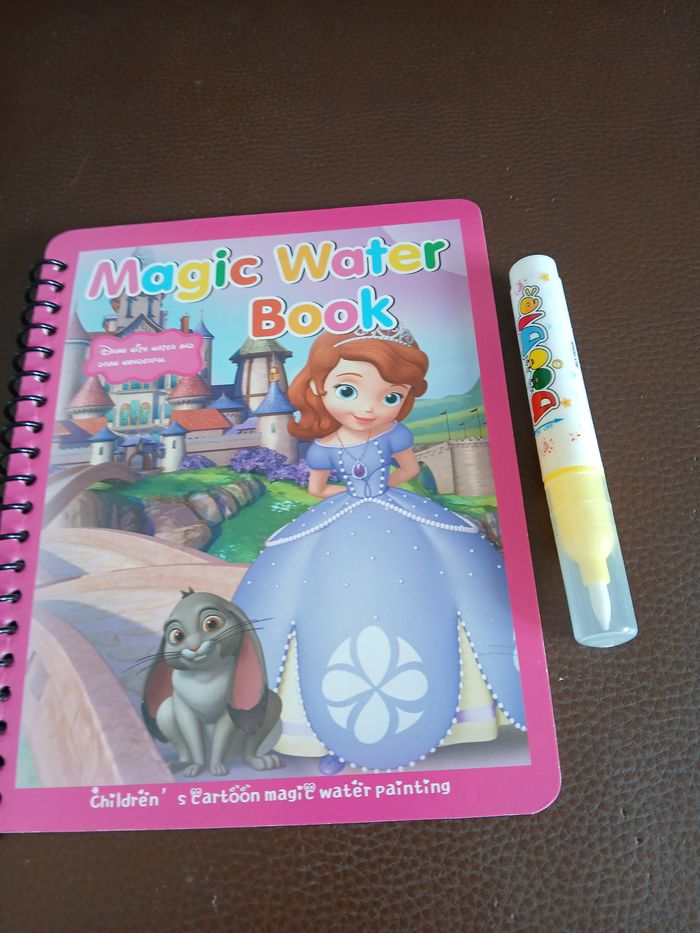 Cahier album coloriage magique a eau princesse sofia disney des 1 ans