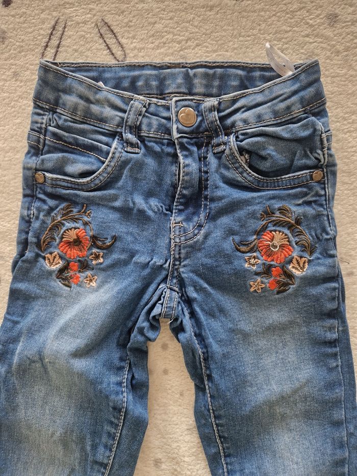 Jeans motif fleur - photo numéro 2
