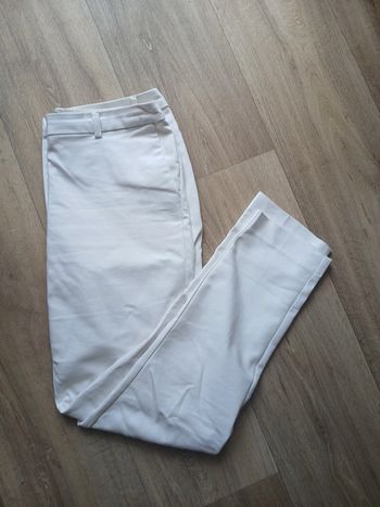 Pantalon blanc skinny taille 38 🌺