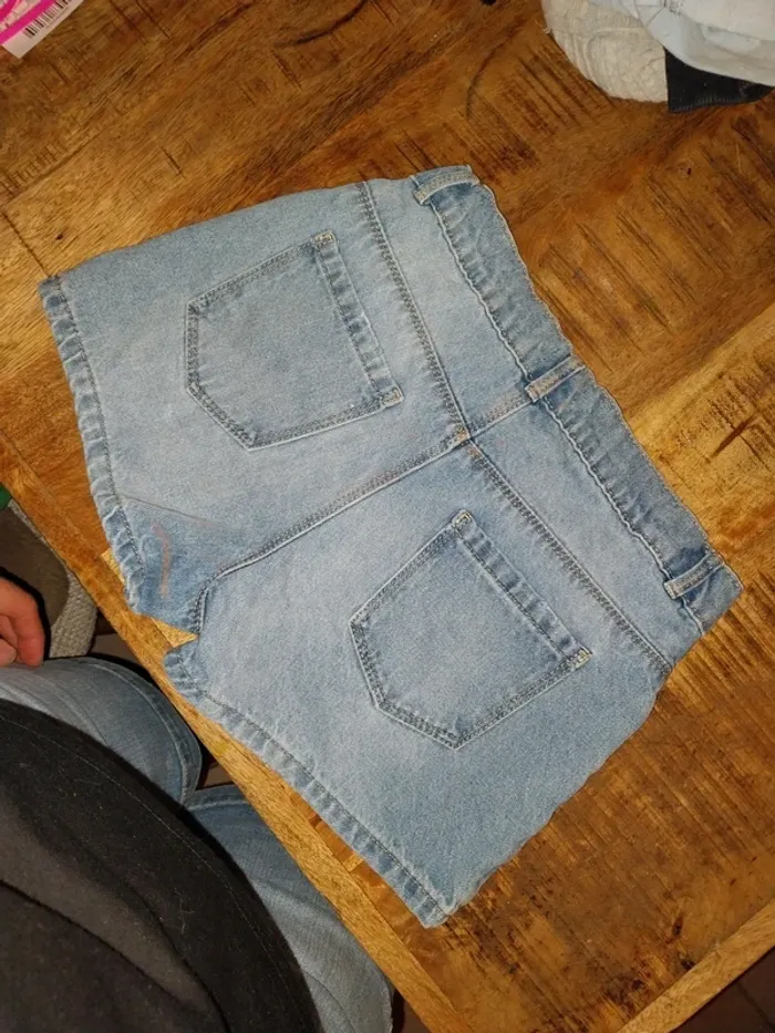 Short en jean gemo 10 ans - photo numéro 3