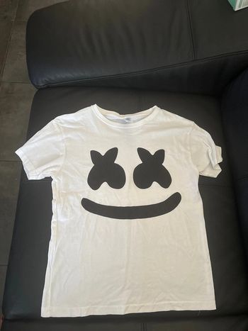 T shirt taille 9-11 Marshmello