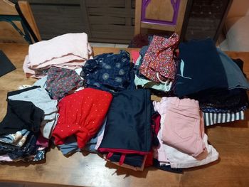 Lot de 51 vêtements fille 4 ans