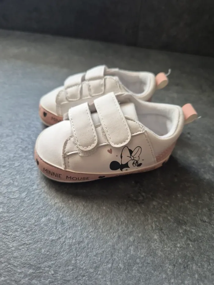 Lot chaussure bébé - photo numéro 2