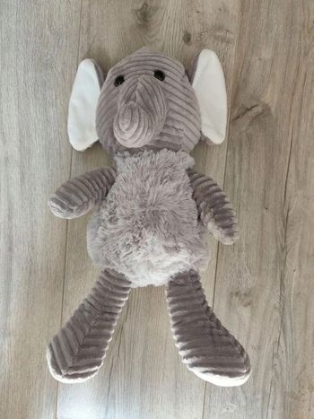 Peluches Éléphant
