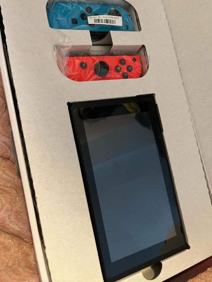 Nintendo switch - photo numéro 2