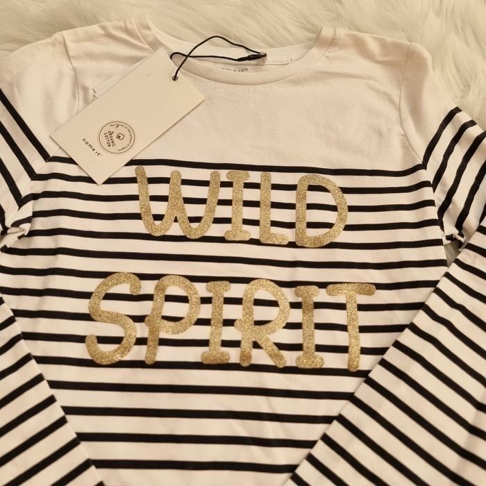 Neuf (non porté) 🏷🤩😍 Teeshirt ML 8 ans fille 😍🤩🏷 - photo numéro 2