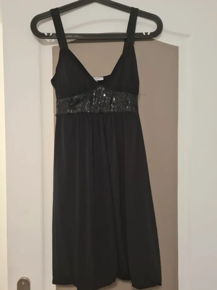 robe sequin noire