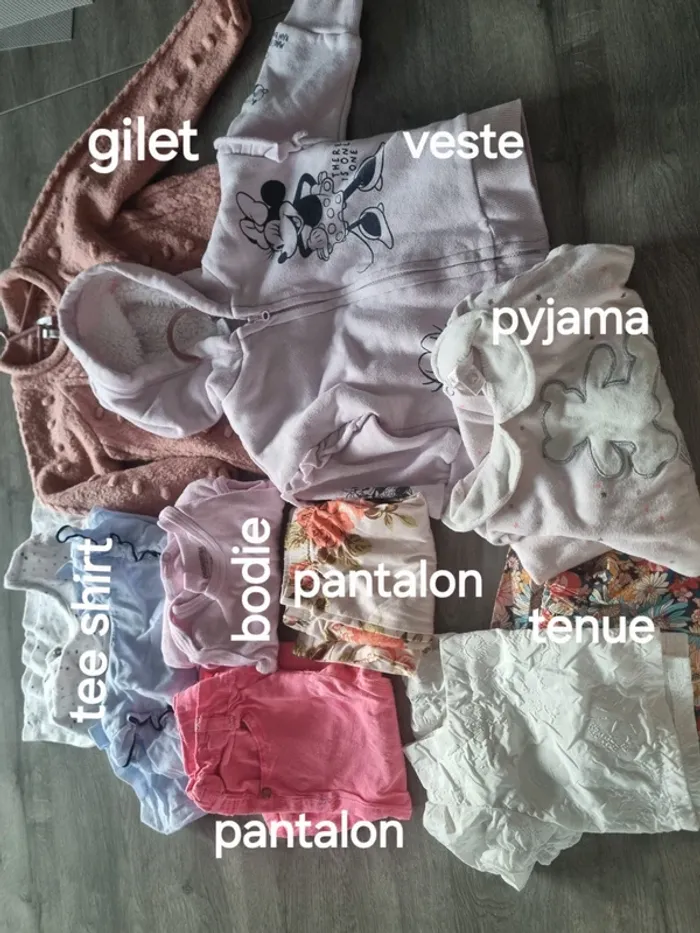 Lot fille 12mois