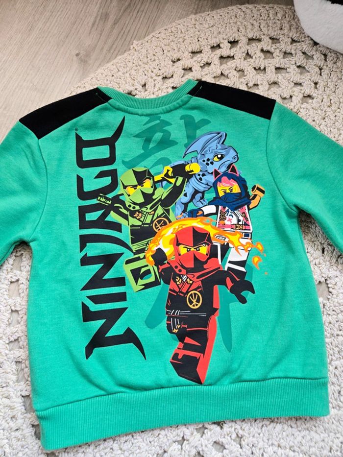 Boy: sweat Ninjago Primark 3 ans