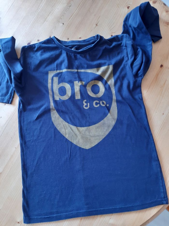 T-shirt S ou 16 ans - photo numéro 2