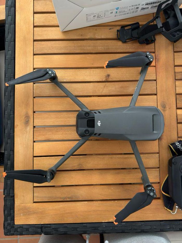 DJI Mavic 3 Pro Cine en parfait état - photo numéro 5