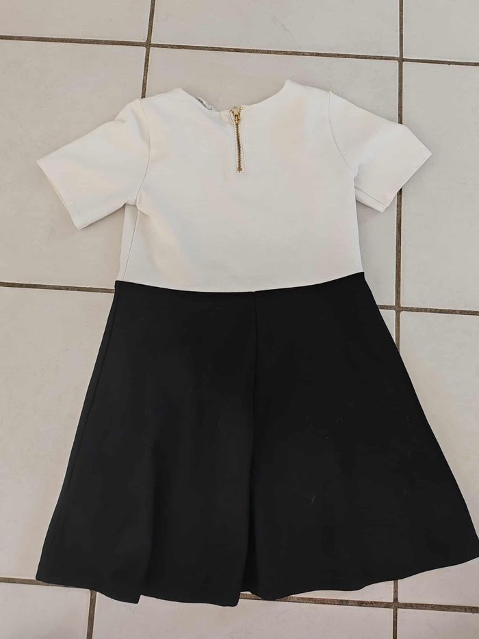 Robe noire et blanche fille H&M 6 ans 8 ans - photo numéro 3