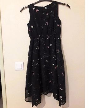 Robe pour les fêtes- motifs étoiles planète oiseaux bretelles taille 7/8 ans