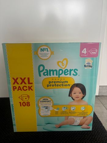 Couches Pampers prenium protection