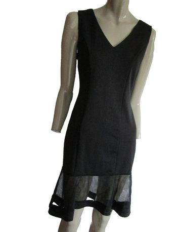 robe chic marque m&g monogram taille indiquée S = 36/38