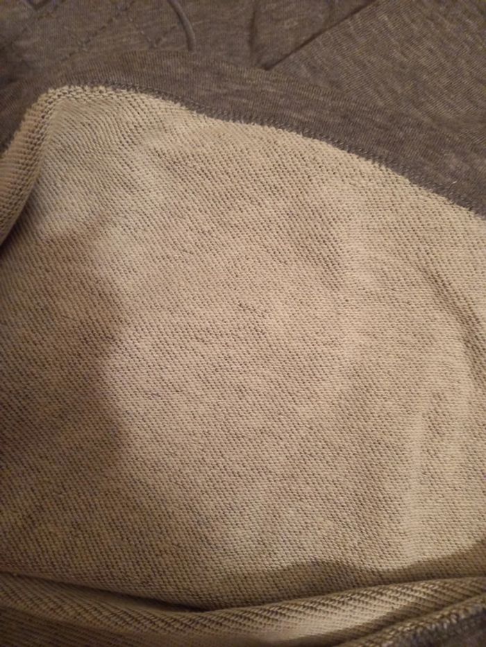 Haut de maternité épais en excellent état - photo numéro 7