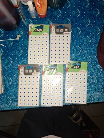 Lot 5 sachets œillets auchan