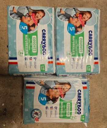3 paquets de couches carryboo taille 5