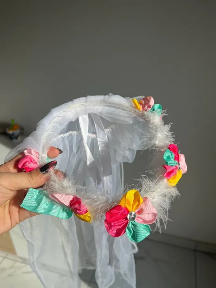 Couronne de fleur avec voilage - photo numéro 2