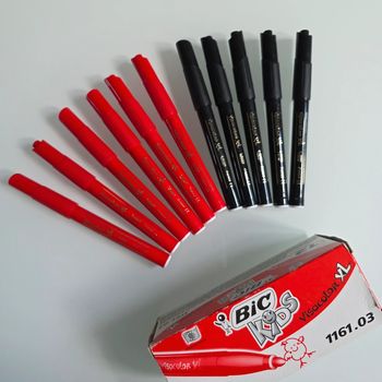 11 Feutres rouge+noir